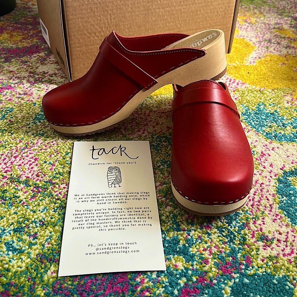 Fashionable Clogs- Swedish Mads